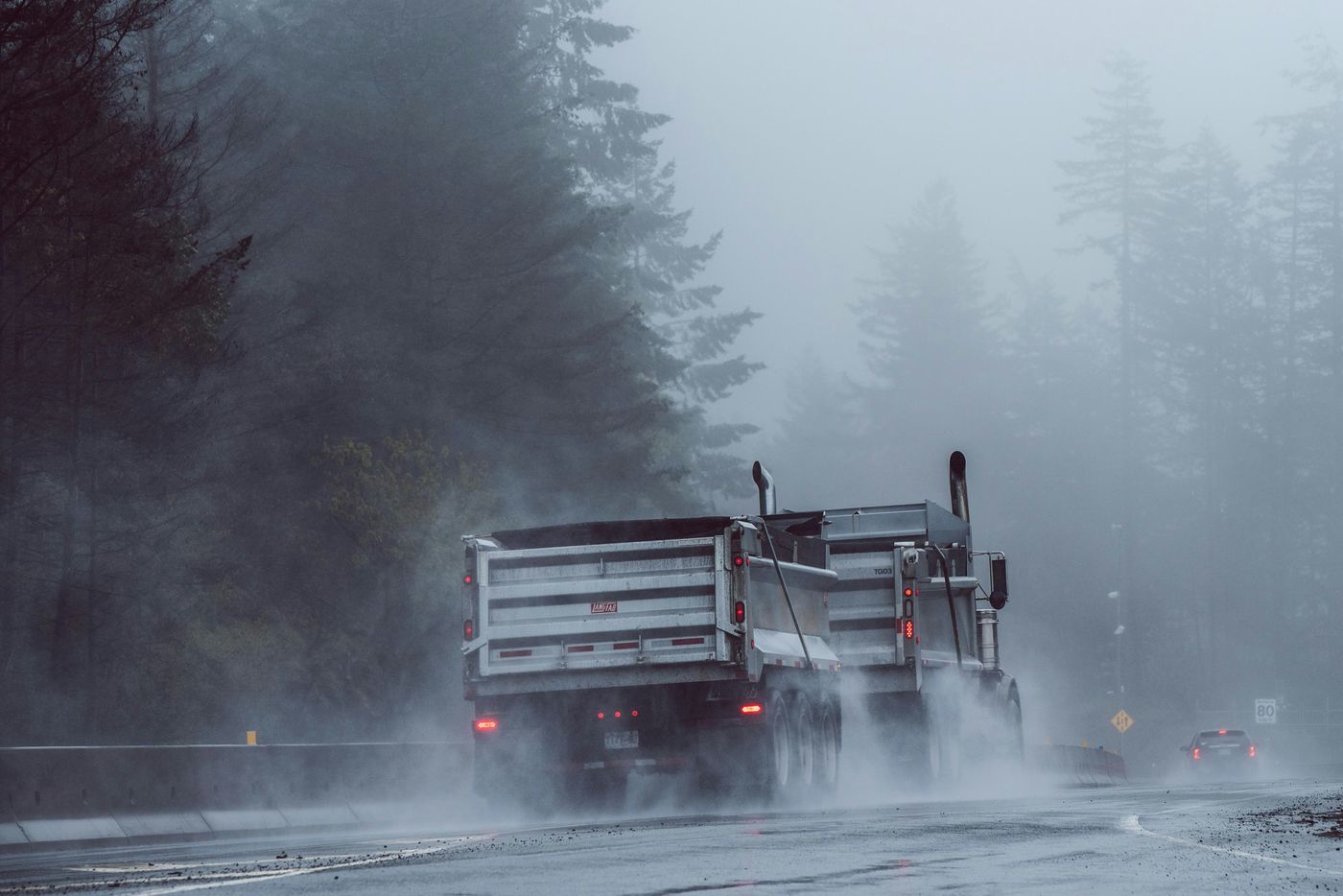 Frotcom truck fleet management and tracking